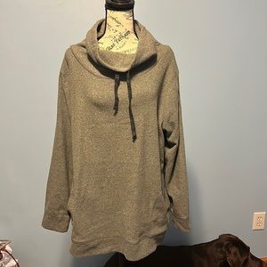 Old navy gray sweatshirt